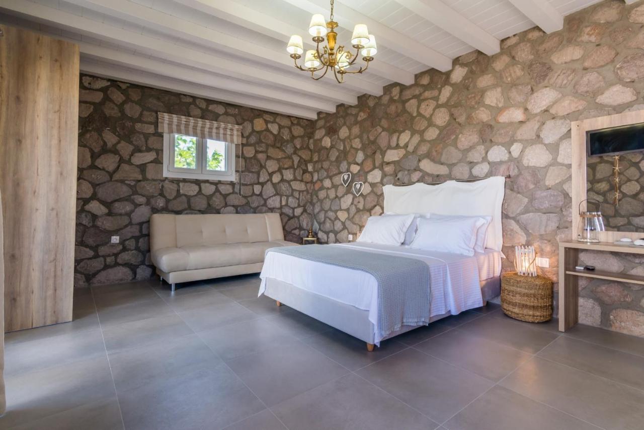 אדאמאס Kristen'S Studio & Apartments מראה חיצוני תמונה