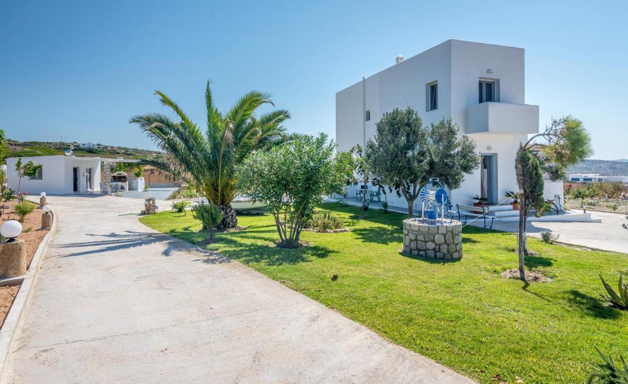 אדאמאס Kristen'S Studio & Apartments מראה חיצוני תמונה